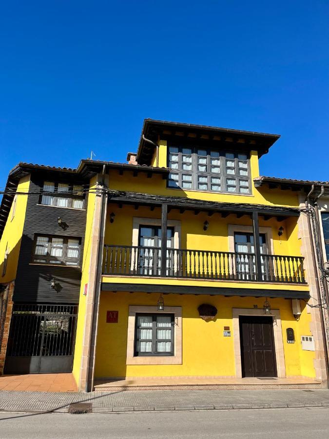 Apartamentos Turisticos Paseo De La Alameda Villaviciosa  Exterior photo